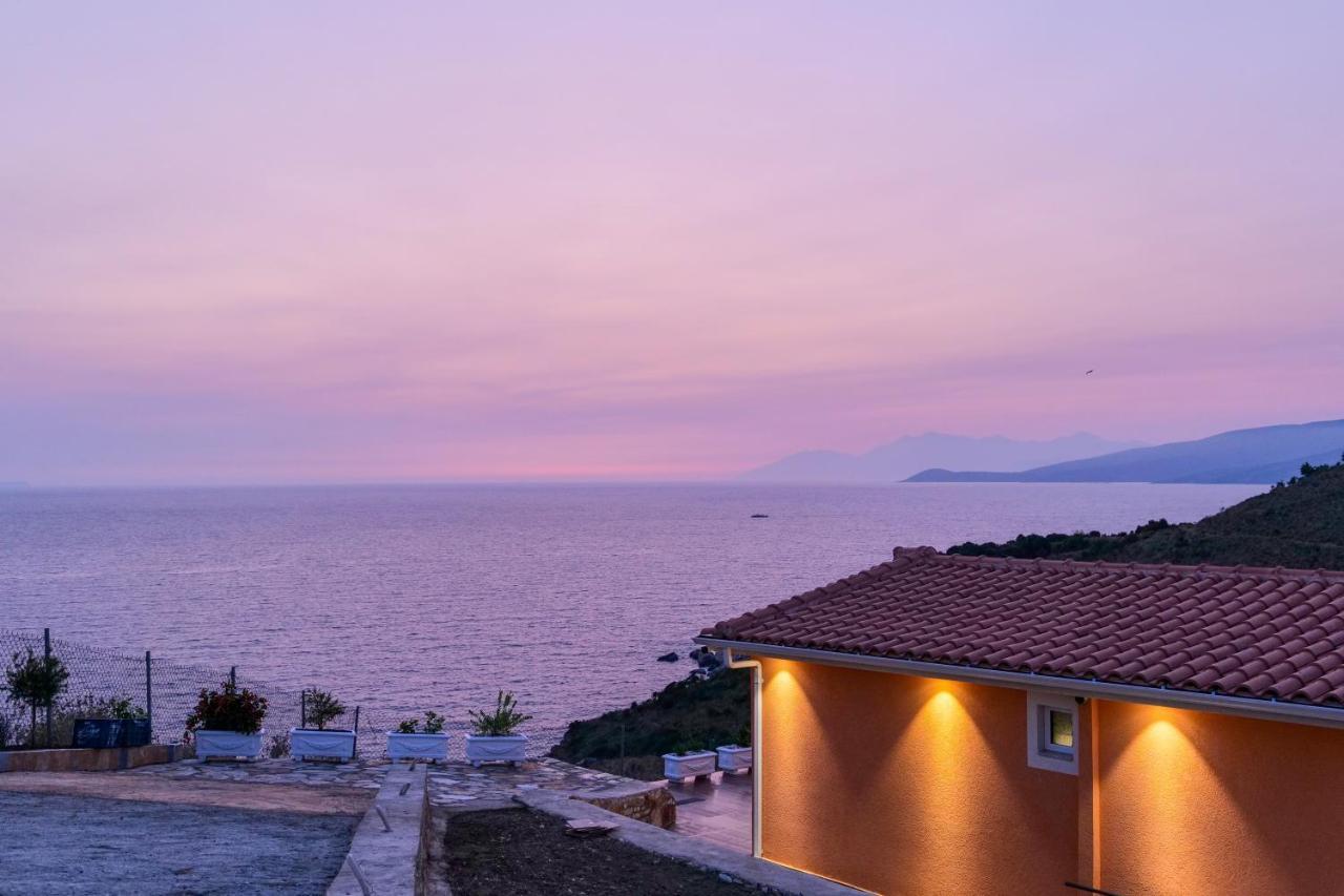 Twins Villa Sarandë Eksteriør billede