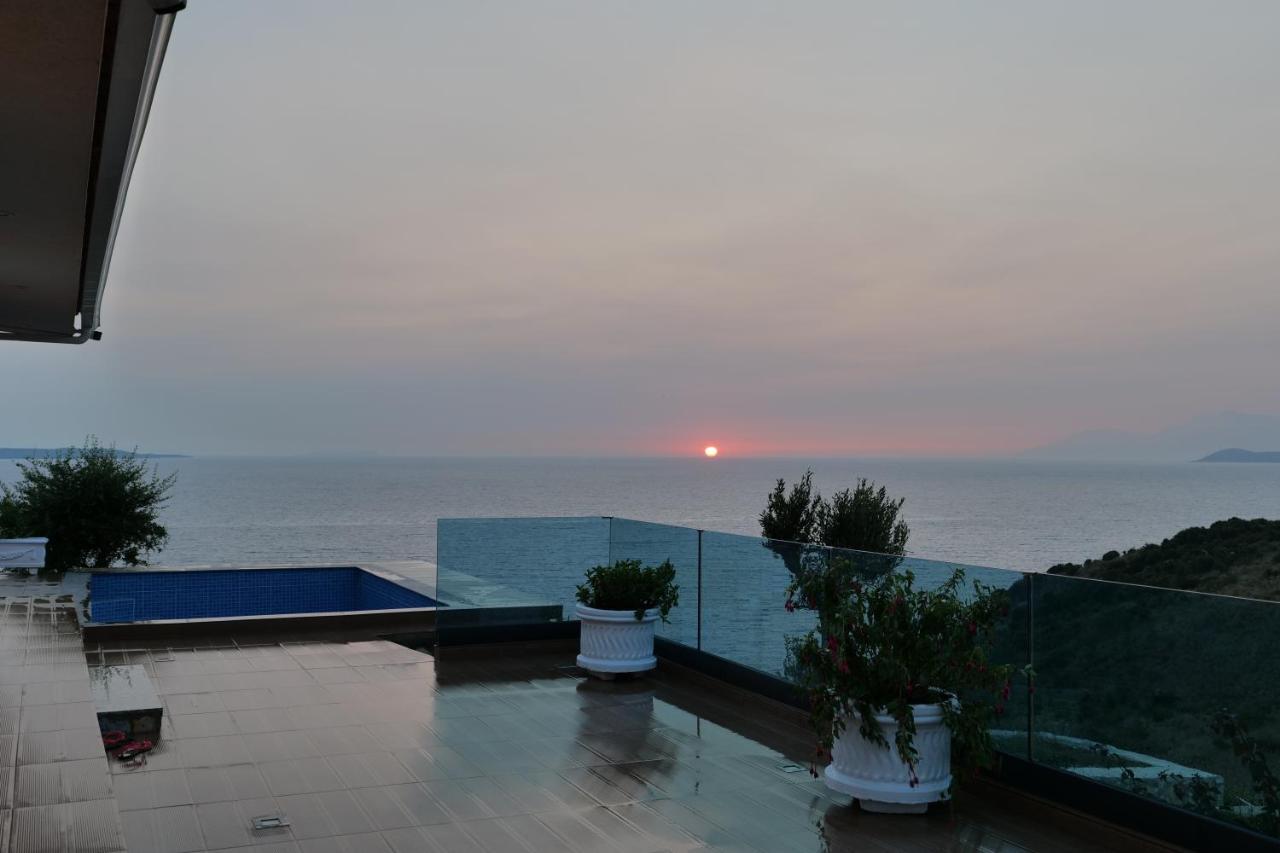 Twins Villa Sarandë Eksteriør billede