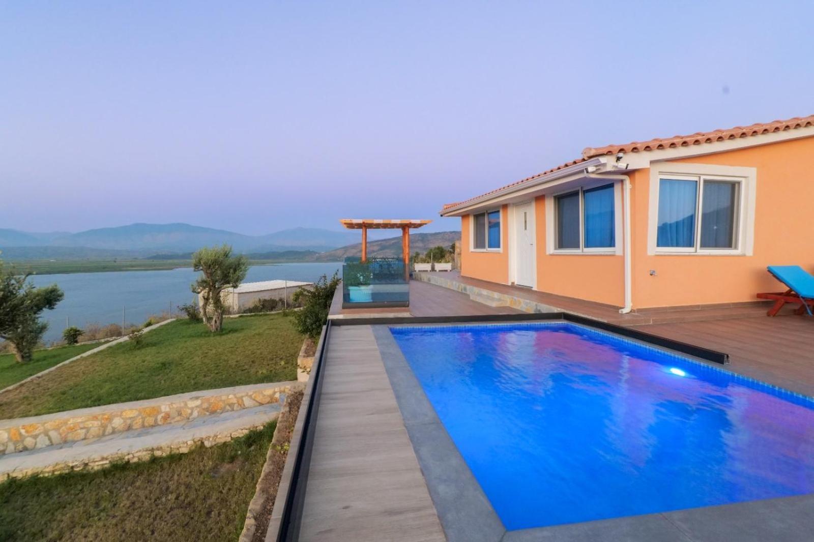 Twins Villa Sarandë Eksteriør billede