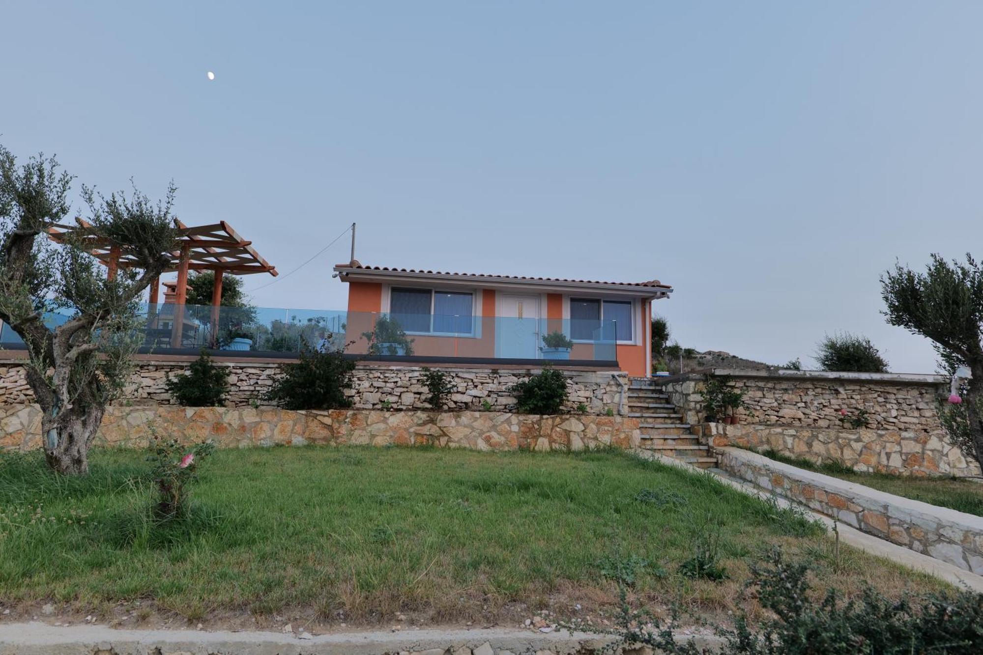 Twins Villa Sarandë Eksteriør billede