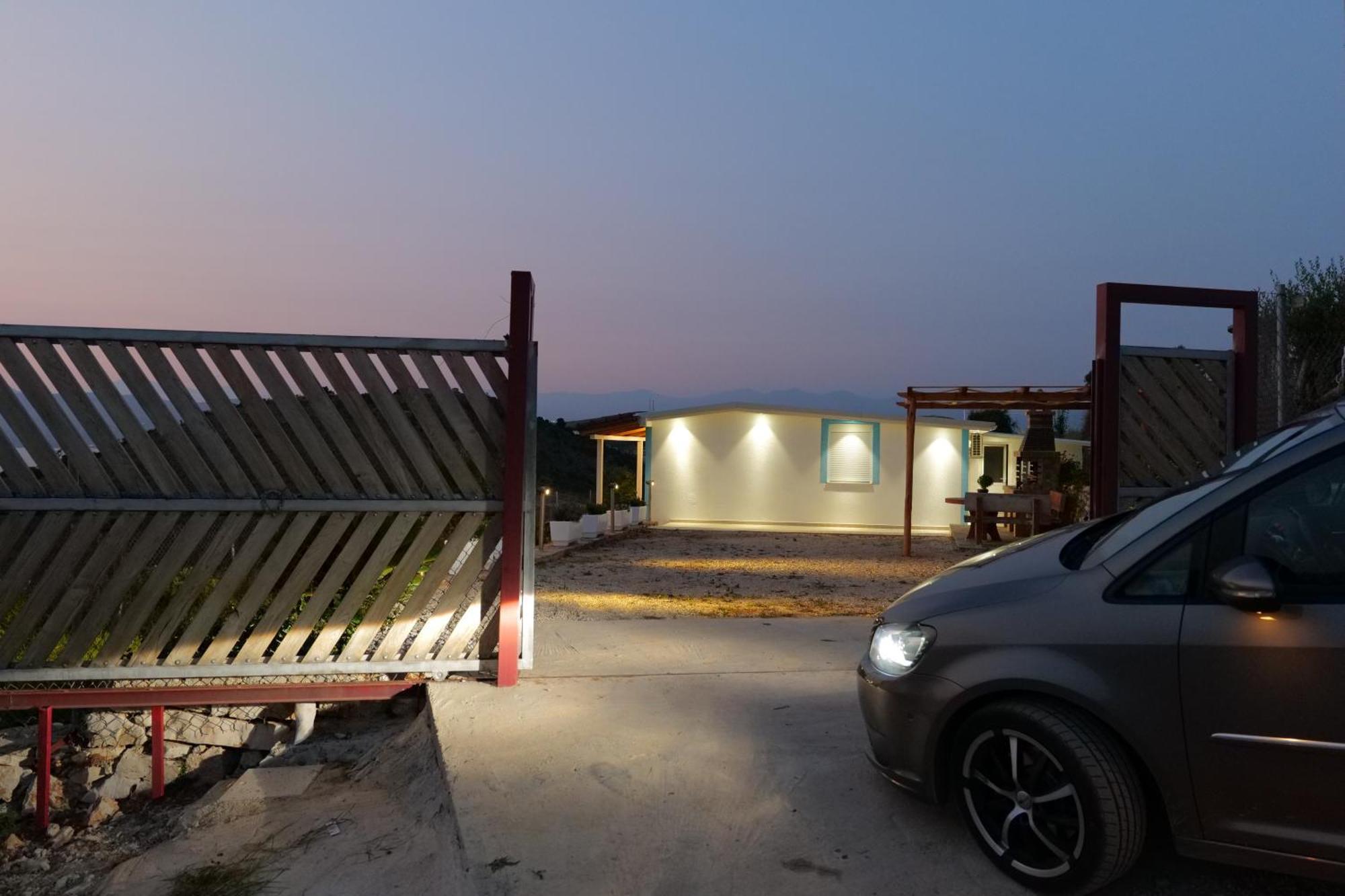 Twins Villa Sarandë Eksteriør billede